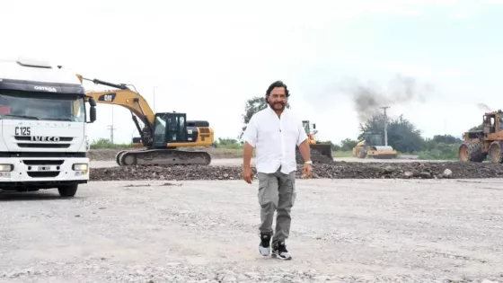 105981-autopista-del-valle-de-lerma-y-canal-colector-pluvial-saenz-superviso-los-avances-de-las-obras-estrategicas-para-salta