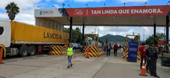 106793-mas-de-4000-vehiculos-fueron-controlados-en-un-amplio-operativo-interjurisdiccional