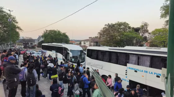 104441-juegos-interescolares-regionales-la-delegacion-saltenia-ya-compite-en-tucuman