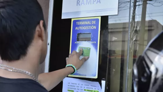 106141-continua-la-renovacion-del-pase-libre-estudiantil