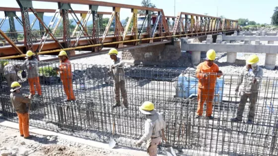 107367-la-proxima-semana-iniciara-la-colocacion-de-vigas-del-primer-puente-sobre-el-rio-vaqueros