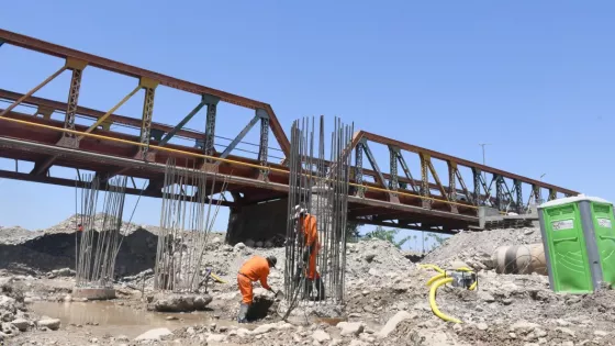 104401-la-obra-de-los-nuevos-puentes-sobre-rio-vaqueros-y-la-circunvalacion-avanza-a-buen-ritmo