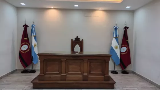 17900435082421683888175746433022