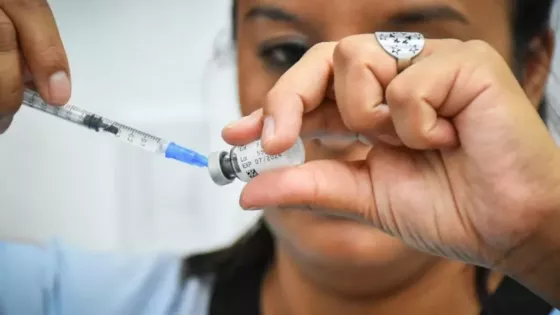 105969-desde-el-miercoles-estaran-disponibles-las-vacunas-contra-el-dengue-en-las-zonas-priorizadas