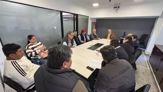 107981-la-provincia-y-la-federacion-saltenia-de-futbol-articularan-acciones-para-mas-de-150-clubes-del-interior