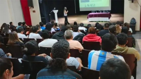 106818-mas-de-100-docentes-se-capacitaron-en-deporte-adaptado