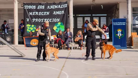 107626-la-division-canes-del-servicio-penitenciario-promovio-el-cuidado-animal-en-una-escuela-de-atocha-ii
