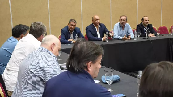 105104-gobierno-y-circulo-medico-conformaran-una-comision-tecnica-para-trabajar-en-un-nuevo-convenio-prestacional