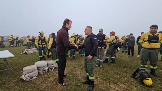 107679-salta-es-sede-del-entrenamiento-de-brigadistas-forestales-y-bomberos-del-noa