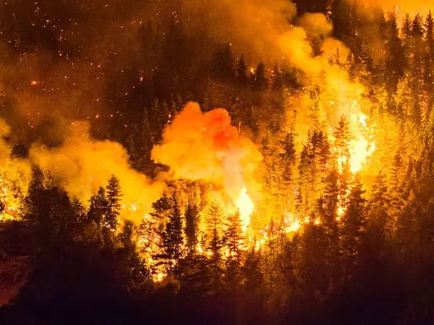 incendios-chubut-ruta-40-epuyen-y-el-hoyo