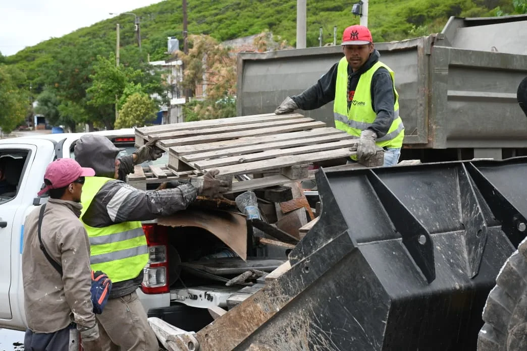 descacharrado-en-barrio-san-ignacio-y-san-alfonso-6