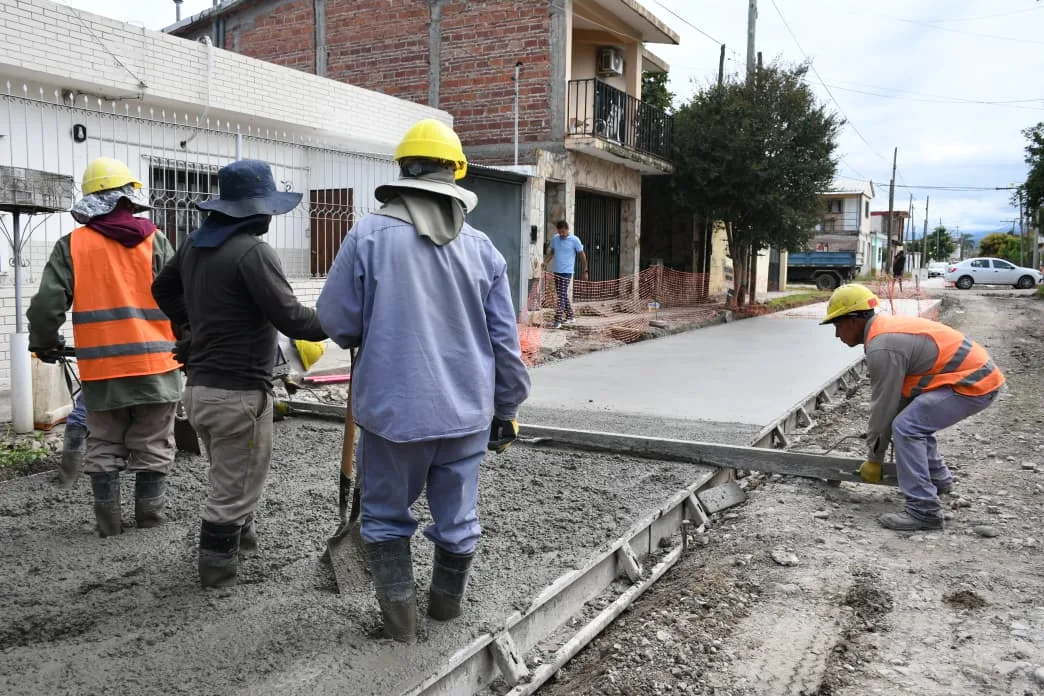 hormigon-sobre-avenida-ypf-y-calle-coronel-forest-4