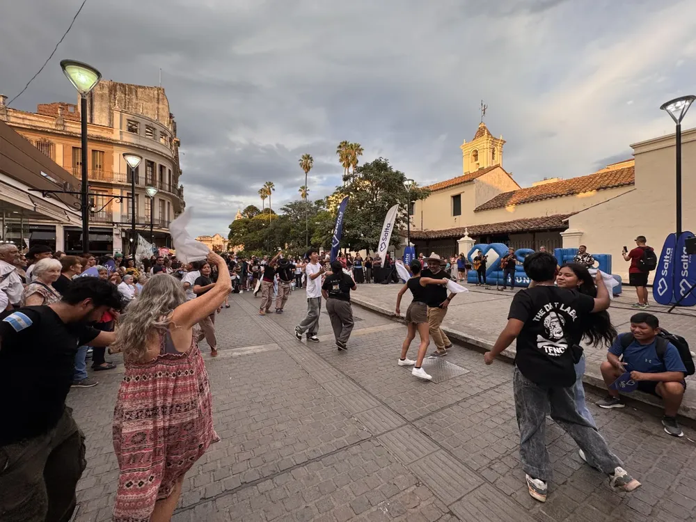 salta-ciudad-de-penas-5-de-febrero-2-1-1536x1152