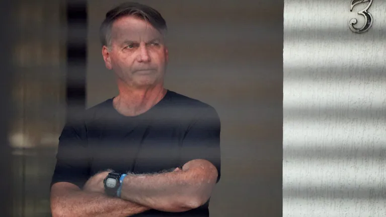 el-expresidente-brasileno-jair-bolsonaro-foto-reuters-5B2SLGEYPZBXBAHYCKGVXJU7BI