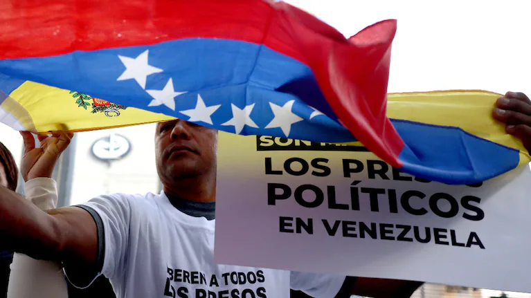 crece-la-presion-para-liberar-a-la-totalidad-de-los-presos-politicos-en-venezuela-foto-efe-MABQ5WN6UJDD3HMWJVBAVDAYEE