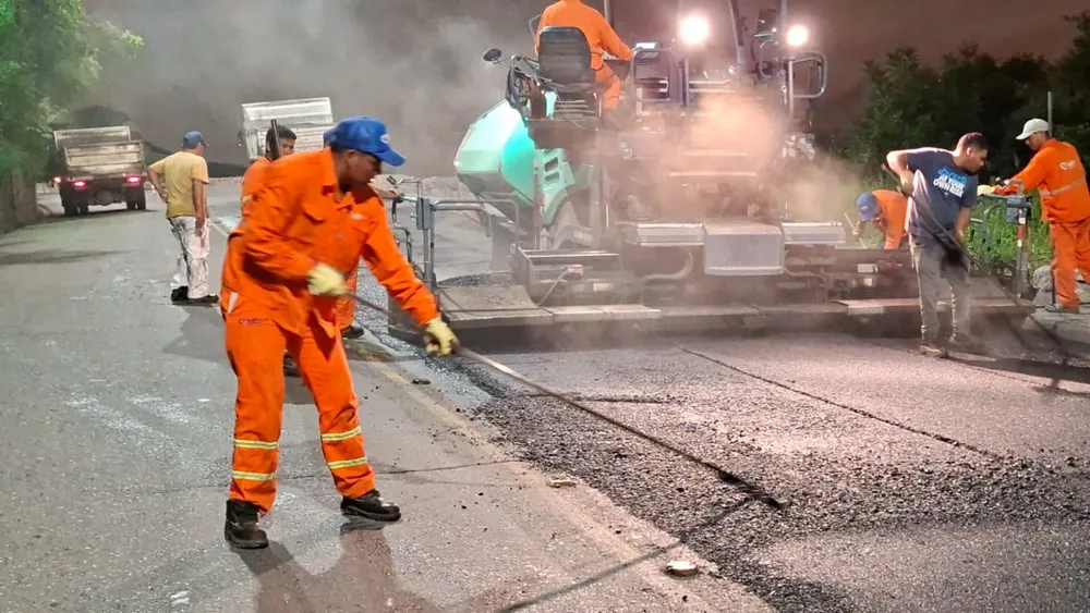 repavimentacion-nocturna-av-asuncion-3-1536x864