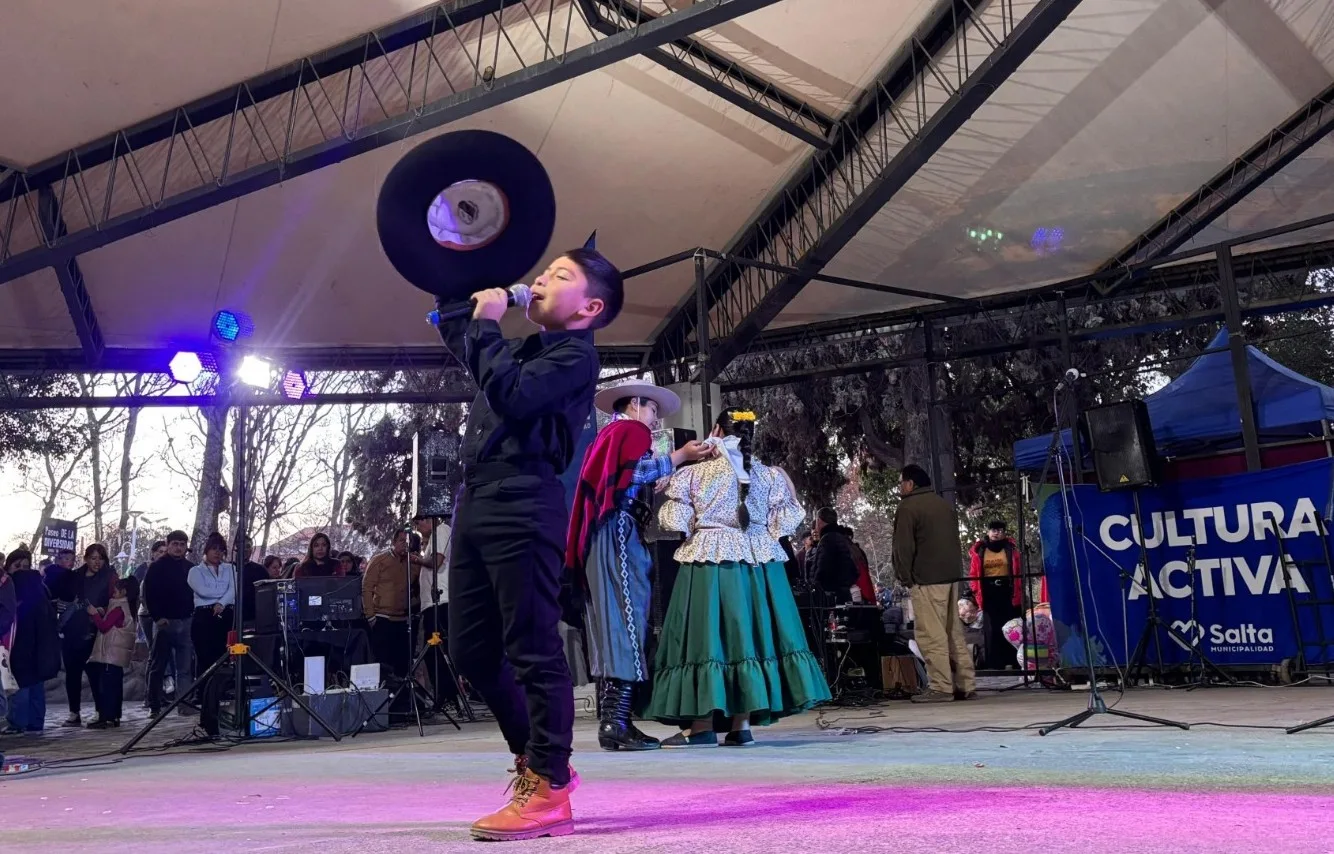 foto-folclore-en-el-anfiteatro