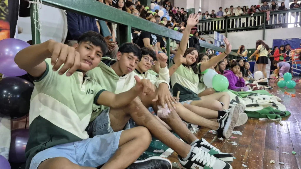 Internet_20250525_003024_3