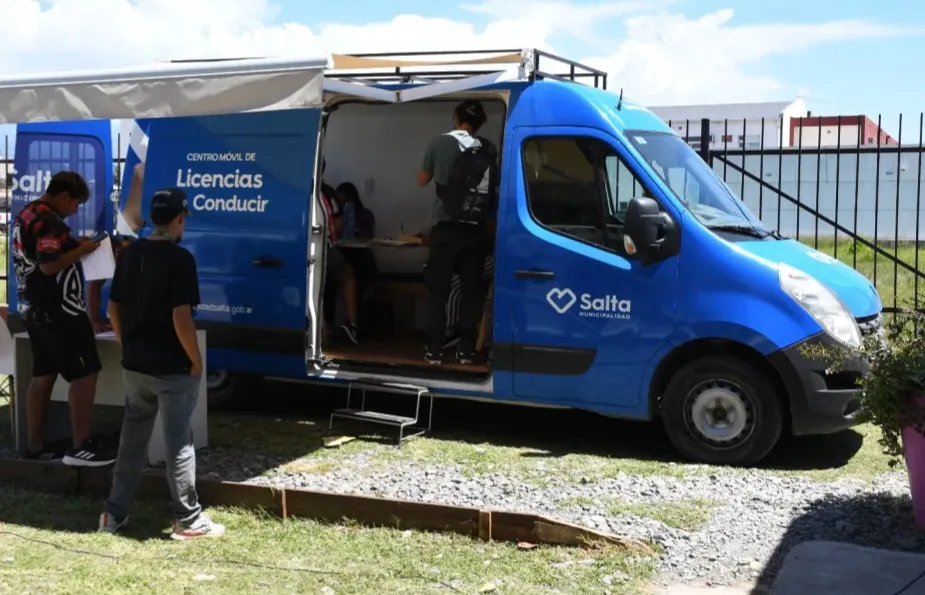 movil-de-licencias-de-conducir-1-1024x682