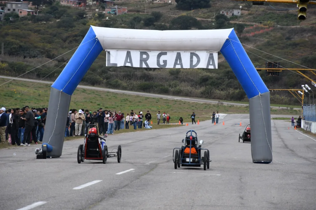 Internet_20250516_223948_2