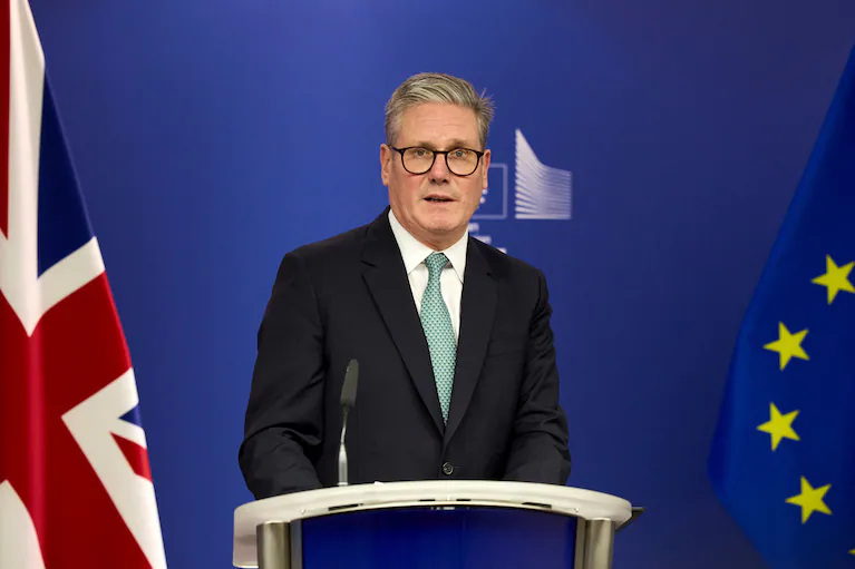 un-portavoz-del-gobierno-britanico-defendio-la-soberania-inglesa-sobre-el-archipielago-benjamin-cremelpool-via-reuters-ZNRGPTPKPC6WZT5JI75CM2VMOI-1
