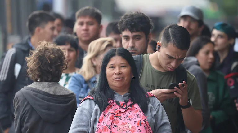 en-el-primer-trimestre-de-2025-el-desempleo-fue-de-x-y-afecto-a-mas-de-x-millones-de-personas-foto-efe-juan-ignacio-roncoroni-RFLN6WQIXVDULP6UVUR3RN7UEA