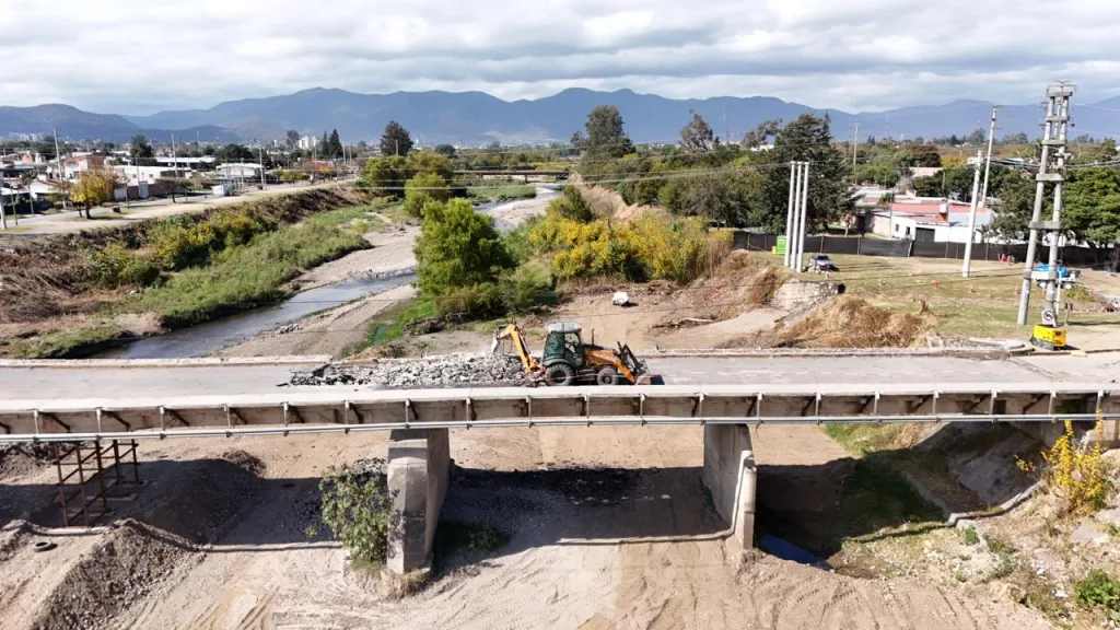 demolicion-viejo-puente-santa-lucia-9-1024x576