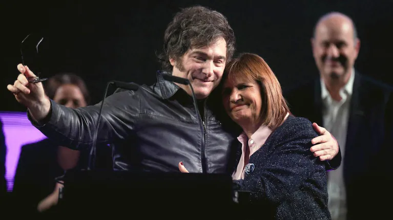 javier-milei-y-patricia-bullrich-anunciaran-una-nueva-estructura-de-la-policia-federal-argentina-foto-reuters-tomas-cuesta-ROVQYM5FSJB2NCQJRR2SGOIX4E