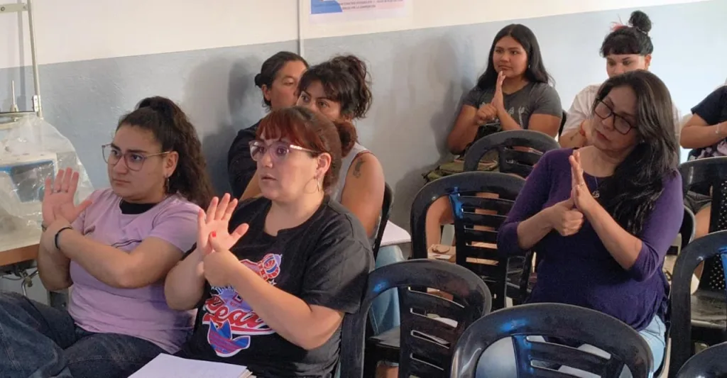 lenguas-de-senas-en-constitucion-3-1024x533