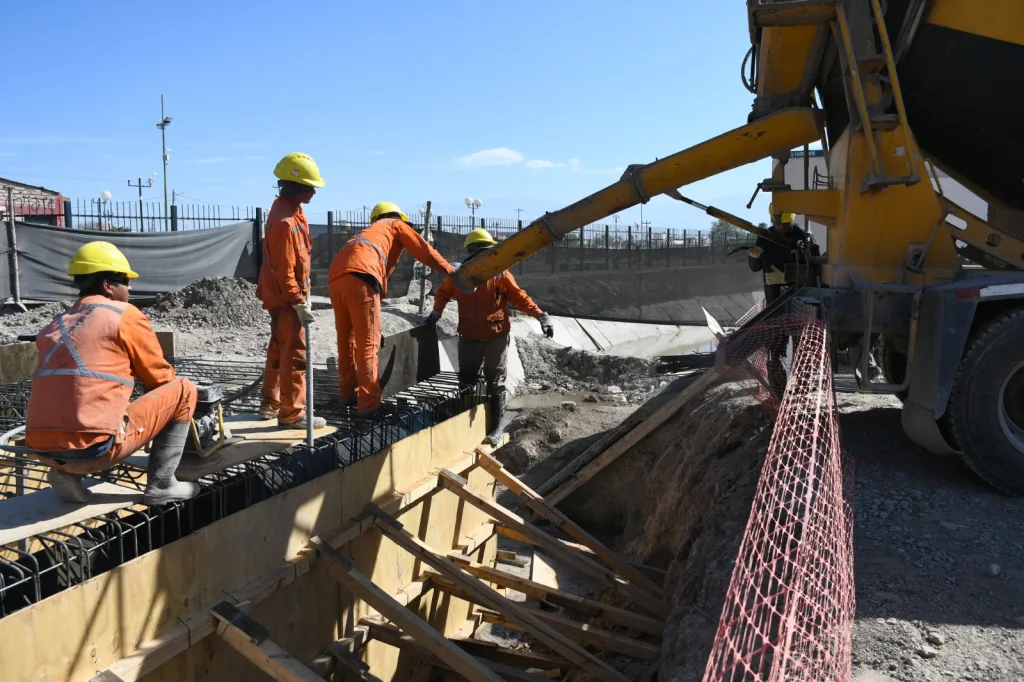 obra-canal-adet-paso-vehicular-2-1024x682
