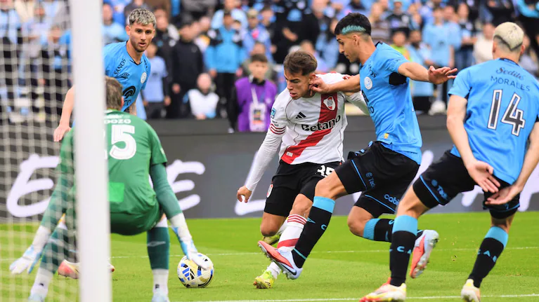 la-liga-profesional-publico-los-dias-y-horarios-de-las-primeras-tres-fechas-del-torneo-clausura-2026-foto-fotobaires-JTSESRH7KFFZLMEYEGMUJ7ZHC4