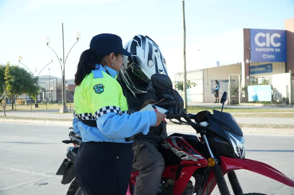 control-de-transito-moto-1-1024x682