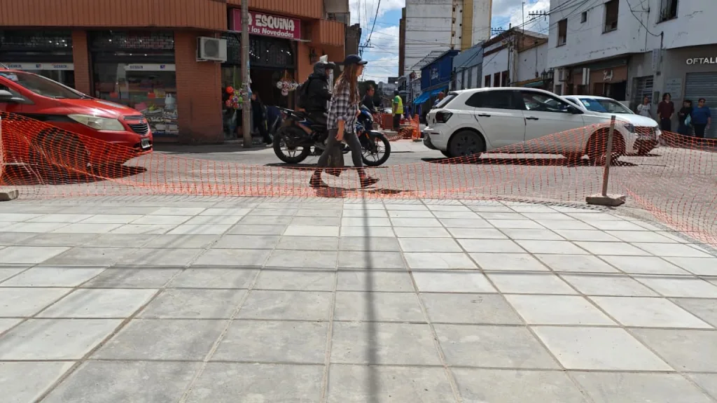 cambio-baldosas-alberdi-6-1024x576