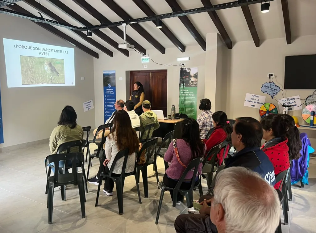 capacitacion-aves-2-1024x754