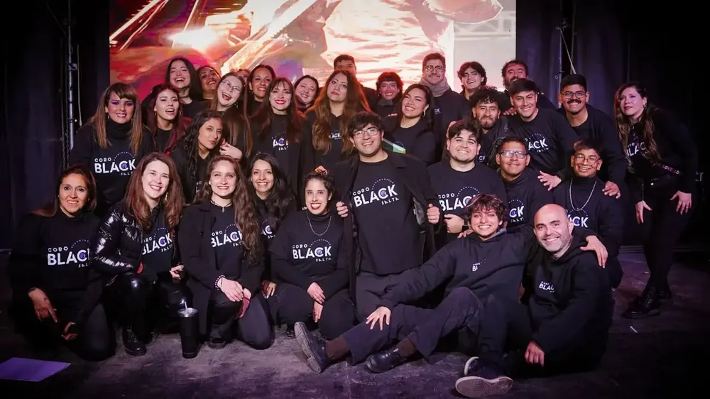 coro-black-1
