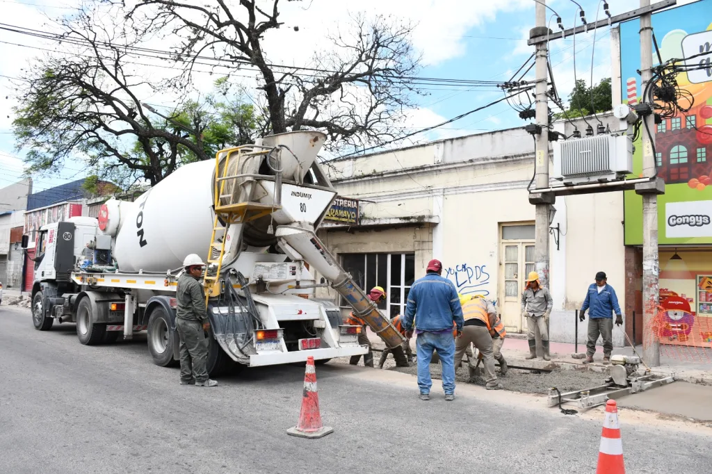 hormigonado-darsenas-pellegrini-2-1024x682