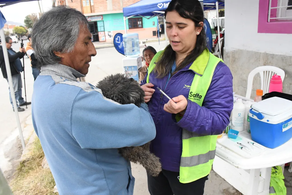 vacunacion-antirrabica-lamadrid-3-1024x683