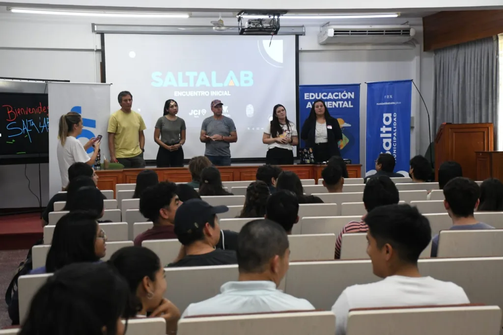 saltalab1-1024x682