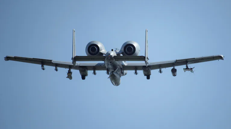 un-avion-de-combate-terrestre-a-10-thunderbolt-ii-de-la-fuerza-aerea-de-ee-uu-tambien-conocido-como-warthog-foto-ap-C7NPYU7ENNAXVGHM4EETAJ3FBU