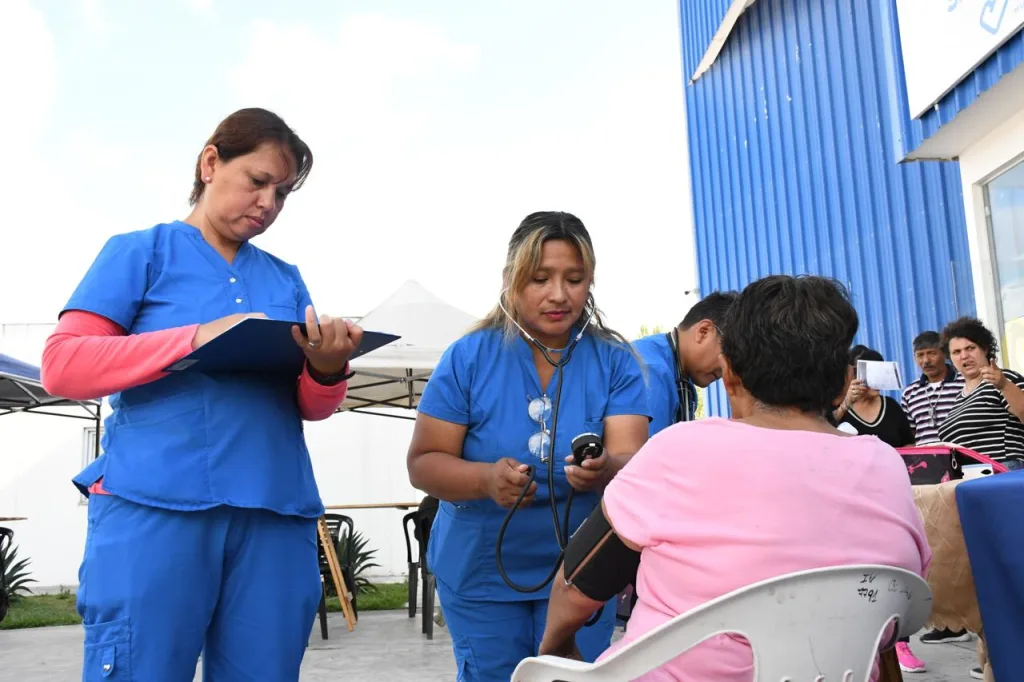 tu-salud-primero-en-los-barrios-6-1024x682
